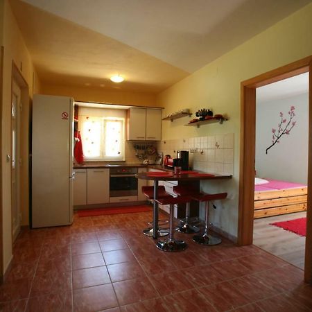 Raj Muraj Ferienappartement Kornić Kültér fotó